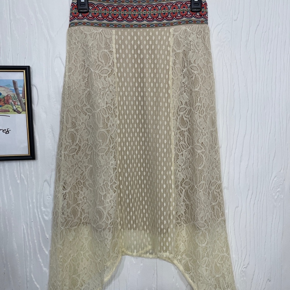 Flying Tomato Small Skirt Lace Boho Peasant Elastic Waist Flowy Panel Sharkbite
